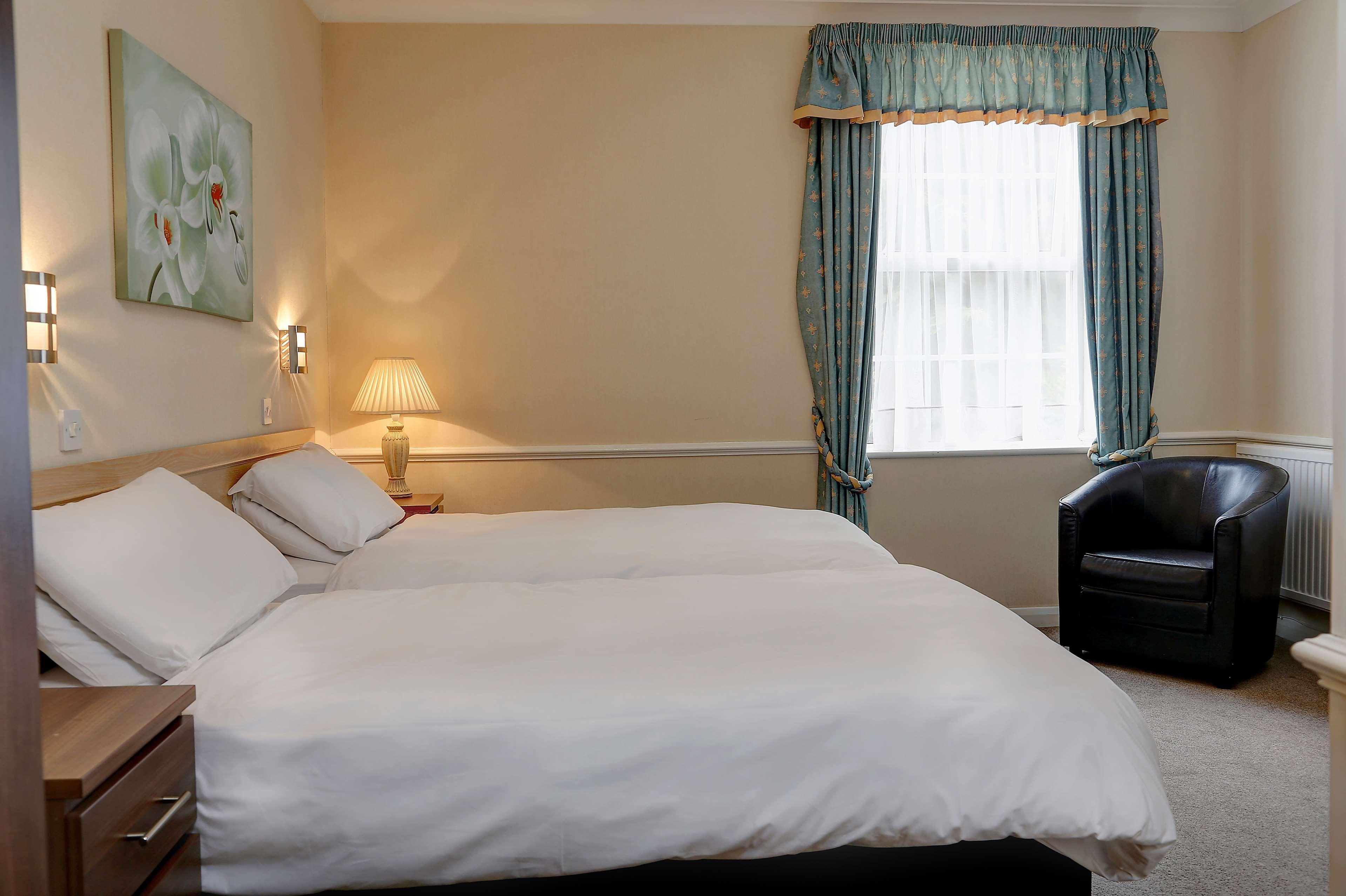 Best Western The Royal Chase Hotel Shaftesbury Exterior photo